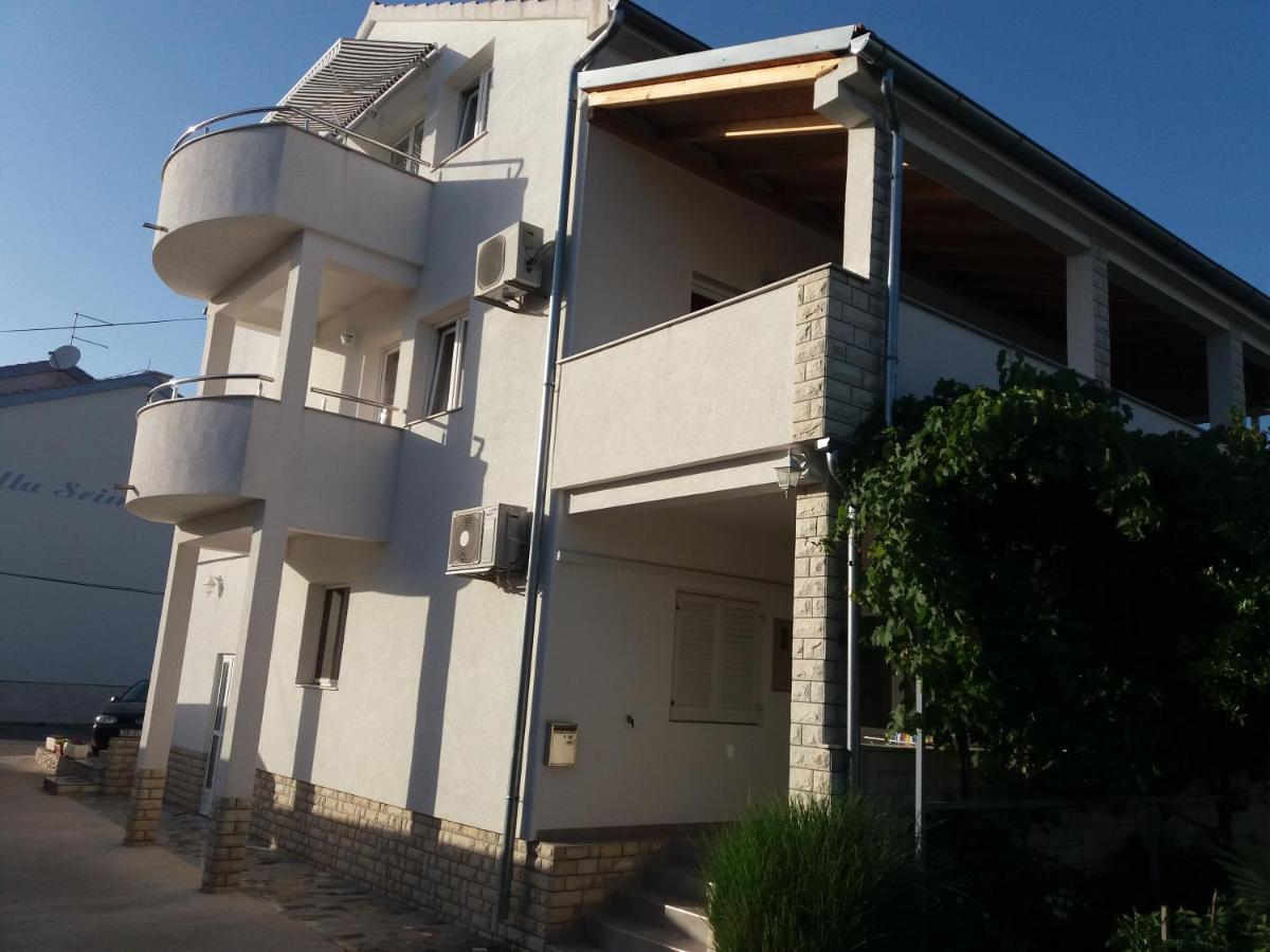 Villa Croatia Srima Bagian luar foto